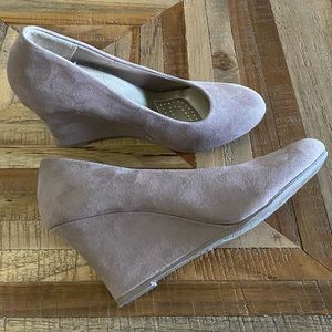 Dexter ‘Dexflex comfort’ wedge pumps